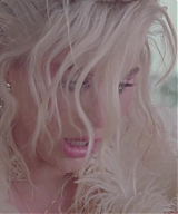 Kesha_-_Raising_Hell_28Official_Video29_ft__Big_Freedia-281080p29_006_2814029.jpg